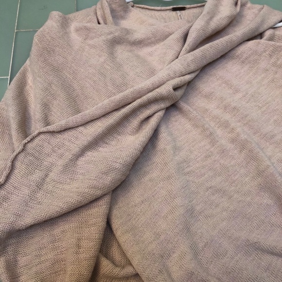 Layers flowy top - Picture 3 of 4